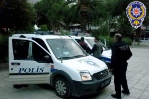 Kamyon hırsızlığına 4 g&ouml;zaltı