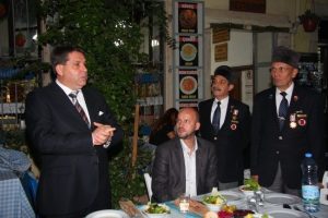 Bosna'nın kahraman gazileri İzmir'de