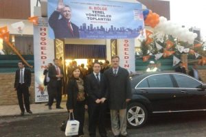 Burhaniyeli Ak Partililer yerel y&ouml;netimler toplantısına katıldı