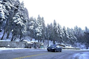 Uludağ'da kar kalınlığı 33 santimetreye ulaştı