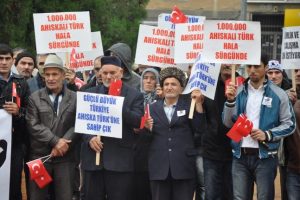 Ahıskalılar s&uuml;rg&uuml;n&uuml;n 68. yılında y&uuml;r&uuml;d&uuml;