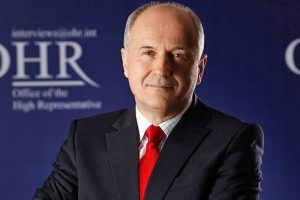 Bosna-Hersek'in "patronu" umutsuz konuştu