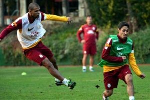 Galatasaray'da Karab&uuml;kspor hazırlıkları
