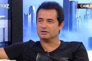 Survivor'a gidecek yakışıklı oyuncuyu a&ccedil;ıkladı
