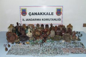 &Ccedil;anakkale'de tarihi eser operasyonu