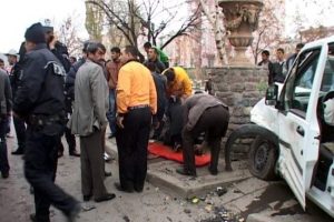 Kars'ta trafik kazası: 2 yaralı