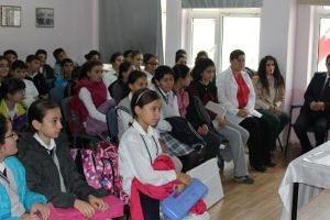 &Ouml;ğrencilere kanserden korunma yolları anlatıldı