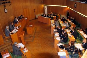 Yolsuzluk iddialarını araştırmak i&ccedil;in &ouml;nerge