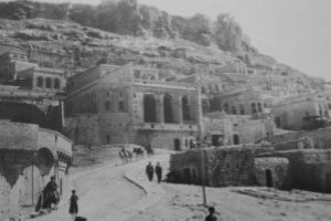 Atat&uuml;rk'&uuml;n karargah olarak kullandığı konak ortaya &ccedil;ıktı