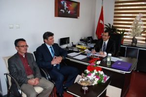 Ak Parti'den yeni hastane y&ouml;netimine ziyaret