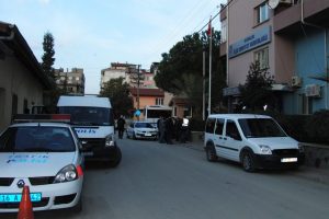 Gemlik'te şafak operasyonu