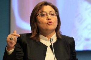 "Ben erkeklerin de bakanıyım""