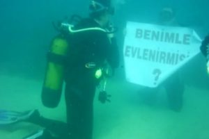 Su altında s&uuml;rpriz teklif