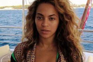 Beyonce tatilde fena yakalandı