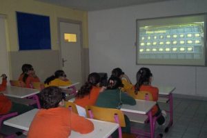 K&uuml;lt&uuml;rl&uuml; &ouml;ğrenciler matematiğe &uuml;&ccedil; boyutlu bakıyor