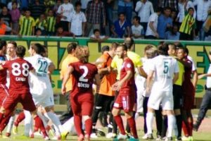Tahkim TFF Y&ouml;netim Kurulu'nun kararını bozdu