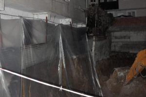 İnşaat sahasında toprak kayması
