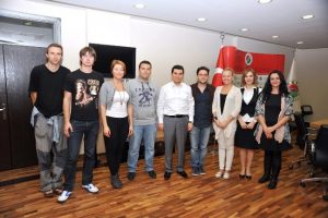 Yedi &uuml;lke temsilcisi T&uuml;t&uuml;nc&uuml;'y&uuml; ziyaret etti