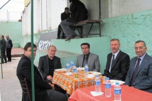 Edremit'te halı sahaya pilavlı a&ccedil;ılış