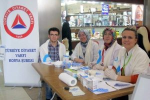 Konya'da &uuml;cretsiz diyabet taraması yapıldı