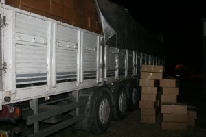 D&uuml;zce'de 52 bin 500 paket ka&ccedil;ak sigara ele ge&ccedil;irildi