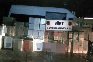 Baykan'da ka&ccedil;ak sigara operasyonu