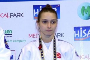 Avrupa Şampiyonu Dilara Lokmanhekim