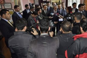 Arın&ccedil; şehit askerler i&ccedil;in başsağlığı diledi