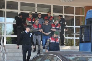 A&ccedil;lık grevindeki mahkumlar sağlık kontrol&uuml;nden ge&ccedil;irildi
