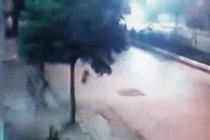 Feci kaza saniye saniye kamerada