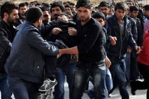 &Ouml;l&uuml;m karşıdan karşıya ge&ccedil;erken yakaladı