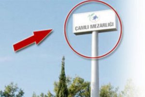 Mezarlık tabelasına gizlemişler!