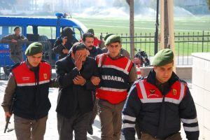 &Ccedil;aldıkları kamyoneti hurda fiyatına satacaklardı