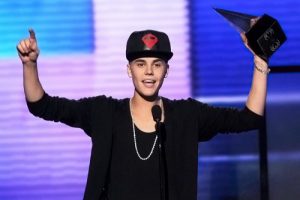 Justin Bieber'den geceye damga vuran s&ouml;zler