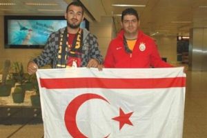 Galatasaray'a destek i&ccedil;in KKTC'den geldiler