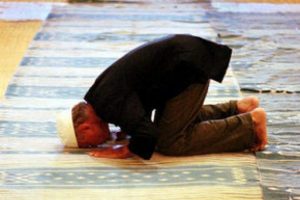 Camide &ccedil;arpıldı!