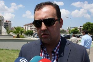 "El ele vererek g&uuml;zel g&uuml;nler g&ouml;receğiz"