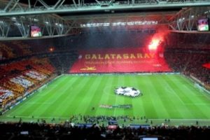 Manchester i&ccedil;in internetten kombine kiraladılar