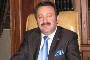 Eski belediye başkanına 1 yıl 8 ay hapis cezası