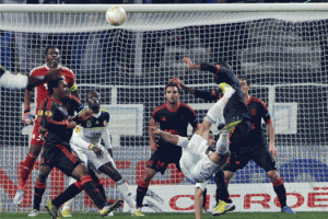 Bekir'den İbrahimovic'i kıskandıracak gol!