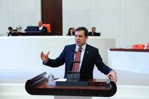 "AK Parti d&ouml;neminde &ouml;ğretmenlik prestij kaybediyor"