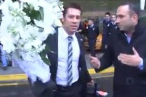 Ertem Şener, Aydınus'tan &ouml;z&uuml;r diledi