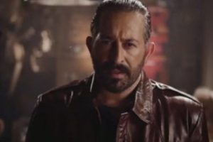 Cem Yılmaz kahkahaya boğdu