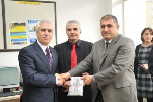 Bozbey'den &ouml;ğretmenlere anlamlı armağan