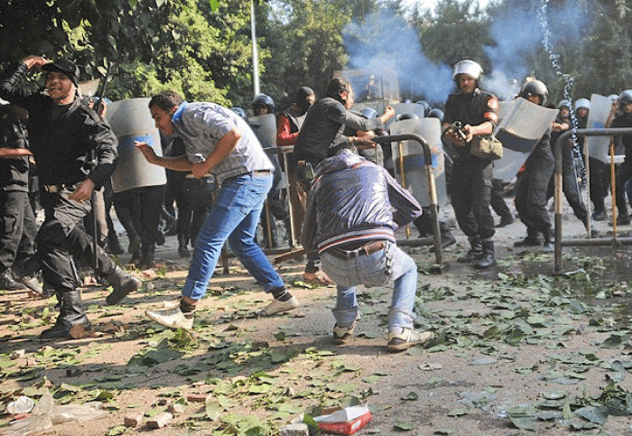Mısır'da gerginlik ABD B&uuml;y&uuml;kel&ccedil;iliği'ne sı&ccedil;radı
