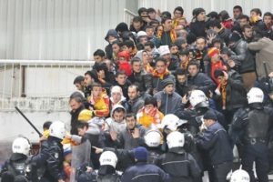 Sivasspor - Kayserispor ma&ccedil;ında olay