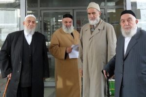 C&uuml;bbeli Ahmet Hocaya ziyaret&ccedil;i morali