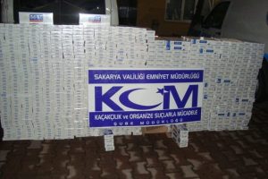 TEM'de ka&ccedil;ak sigara operasyonu