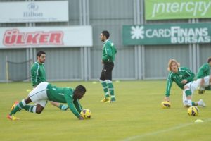 Bursaspor'da Akhisar mesaisi s&uuml;r&uuml;yor
