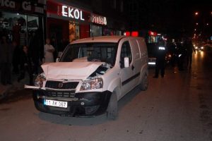 Boz&uuml;y&uuml;k'te trafik kazası: 1 yaralı